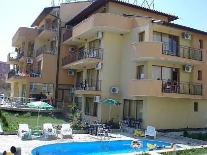 Семеен Хотел Атива - Family Hotel Ativa Lozenets Bagian luar foto
