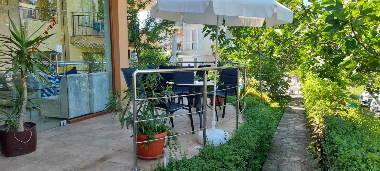 Семеен Хотел Атива - Family Hotel Ativa Lozenets Bagian luar foto