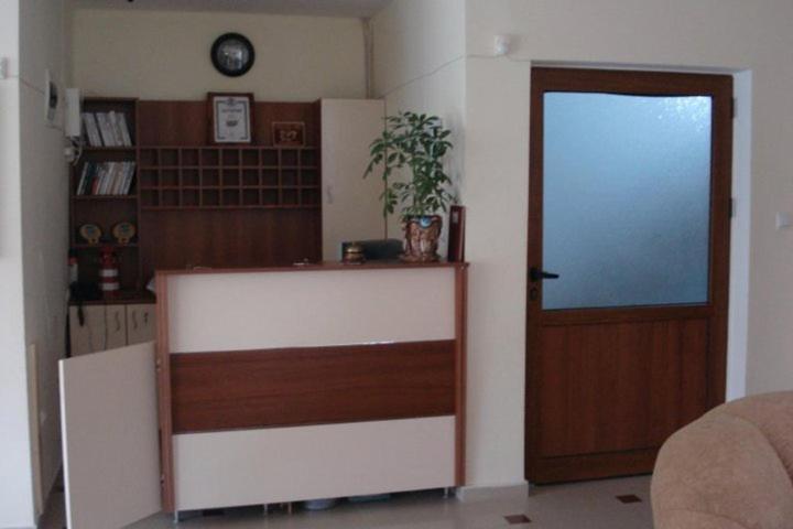 Семеен Хотел Атива - Family Hotel Ativa Lozenets Bagian luar foto